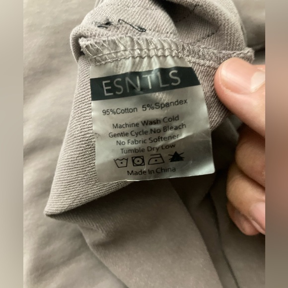 ESNTLS Mauve oversized/drop shoulder tee (M) - Picture 6 of 6